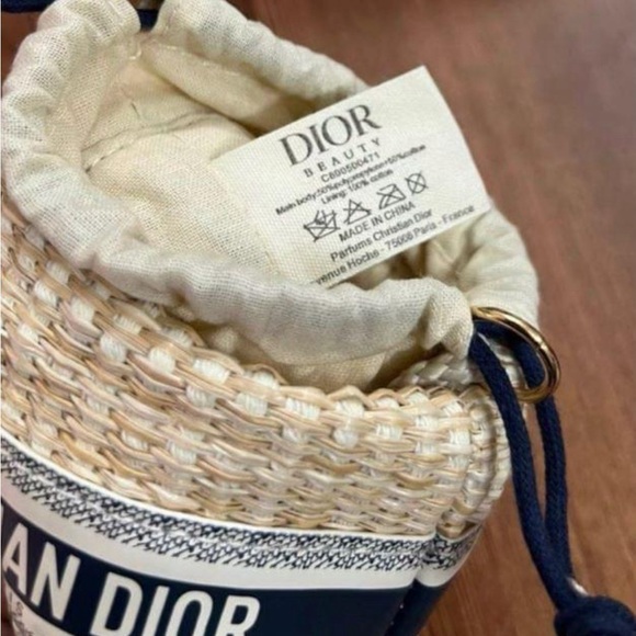 Dior raffia mini bucket bag rare crossbody - Picture 12 of 12